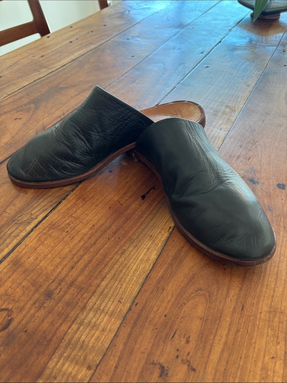 Beek Black Leather Slip-On Mules Women’s 8 - Picture 2 of 8